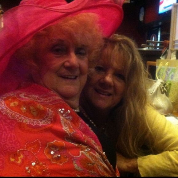 Meet your Posher, Brenda - Picture 6 of 10